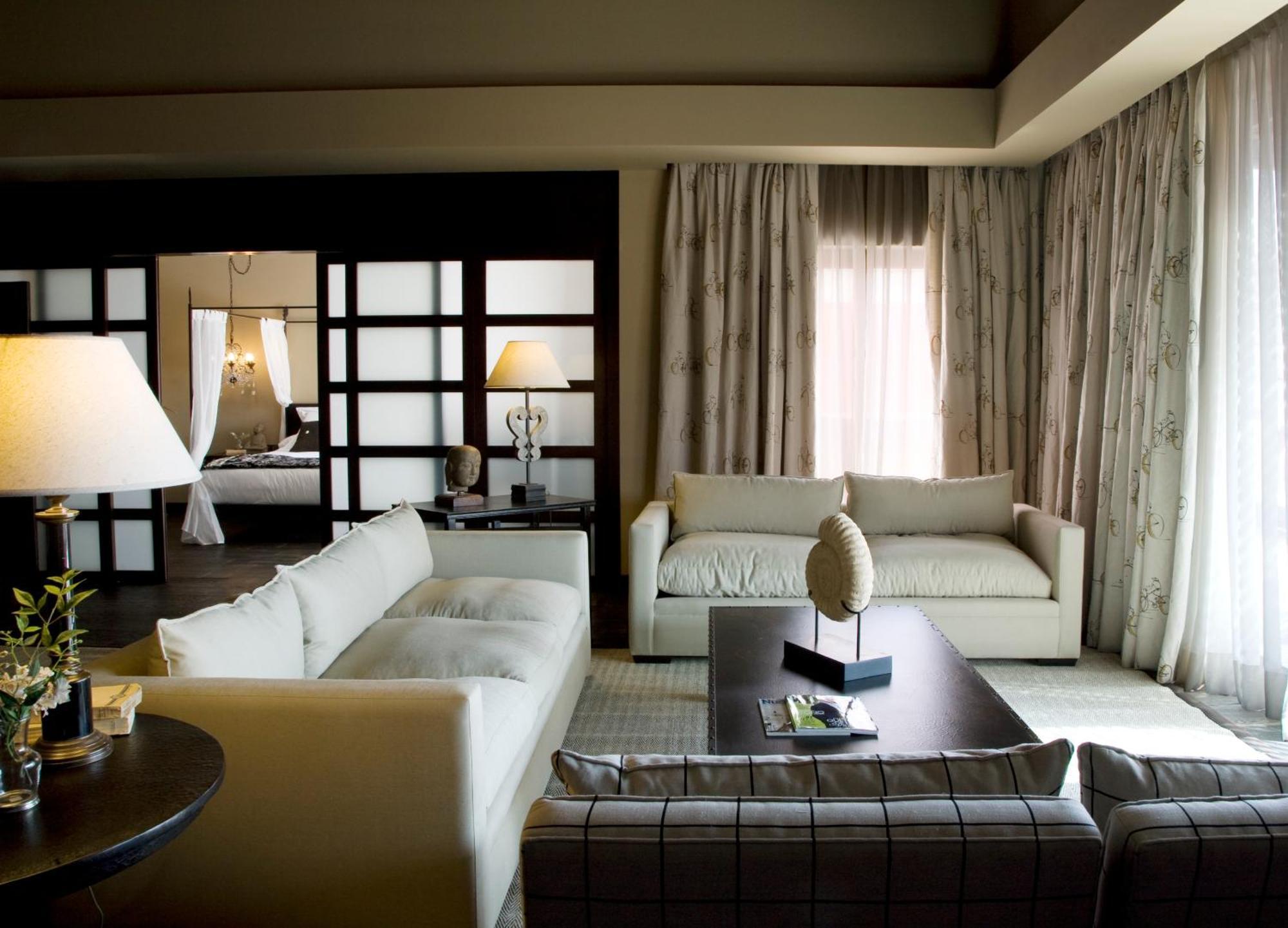 เอเชีย การ์เดน โฮเต็ล แอนด์ ไทย สปา อะ รอยัล ไฮดะเวย์ โฮเต็ล Hotel ฟีเนสตรัต ภายนอก รูปภาพ A suite at the Mandarin Oriental, Munich